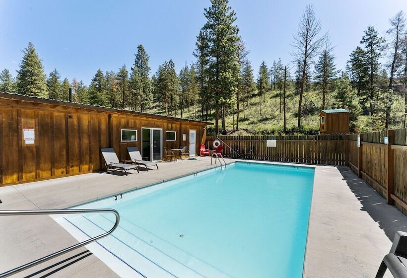 Echo Valley Resort & Cabins