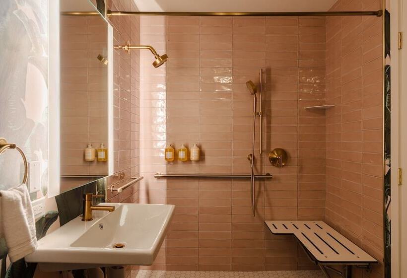 Found Miami Beach Powered By Sonder