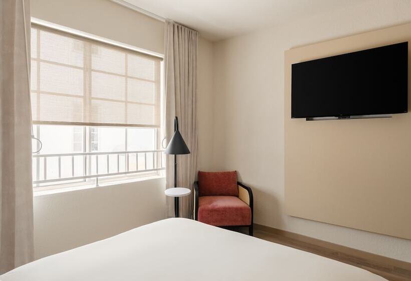 Found Miami Beach Powered By Sonder