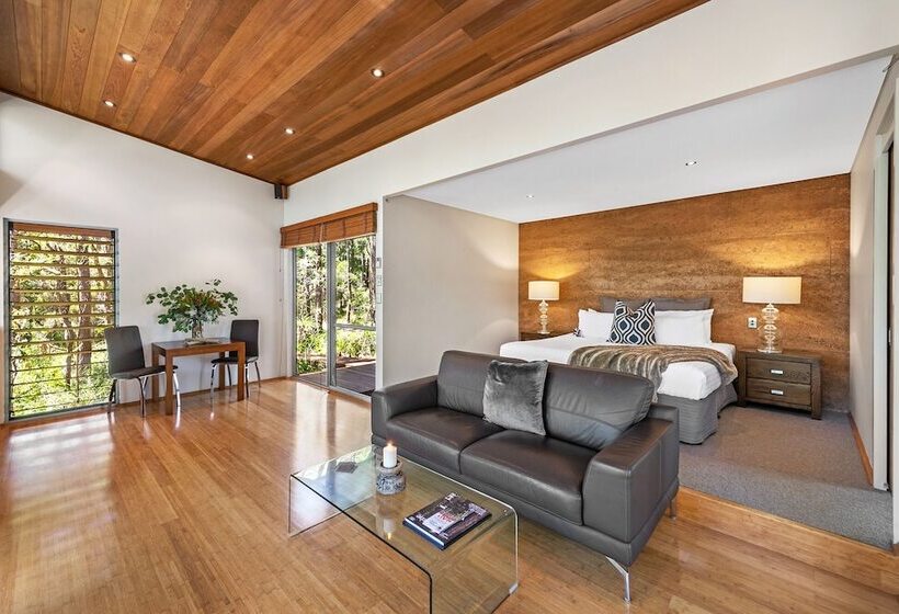 Hidden Valley Forest Retreat