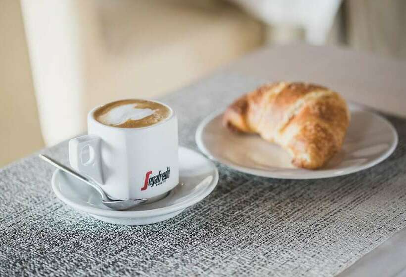 Хостел Glozo Villa Sant Espedito Resort