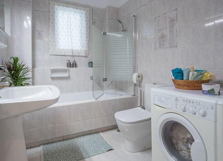 פונדק Magnificent Home Athens Voula