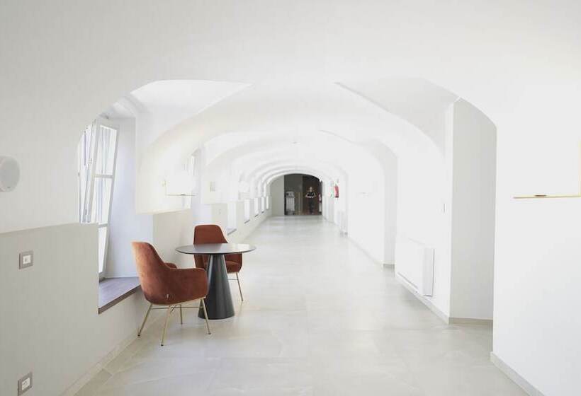 مسافرخانه Palazzo Santo Spirito