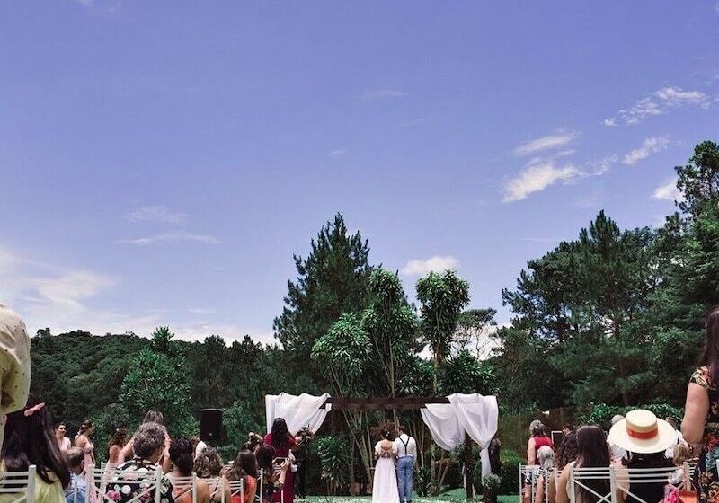 簡易ホテル Pousada Realeza