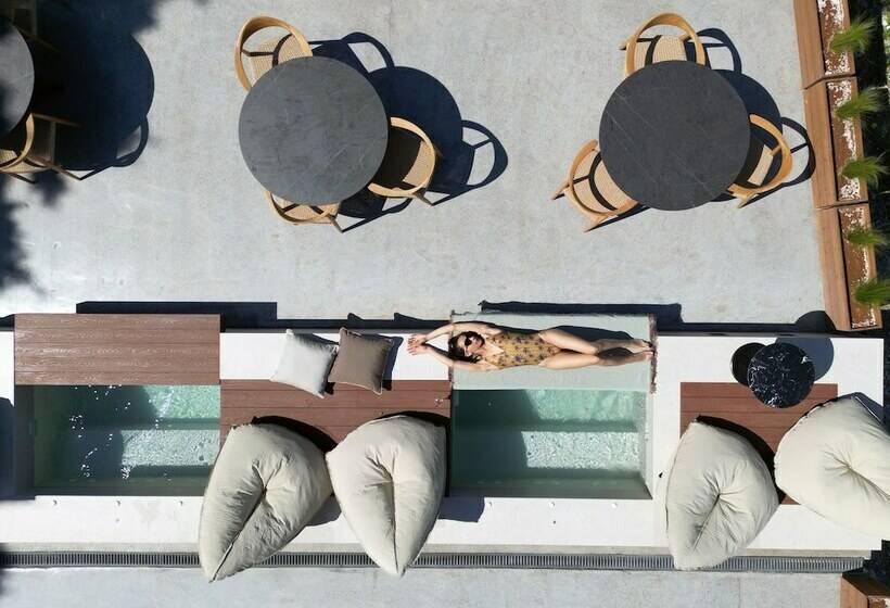 호텔 Acro Upscale Residences