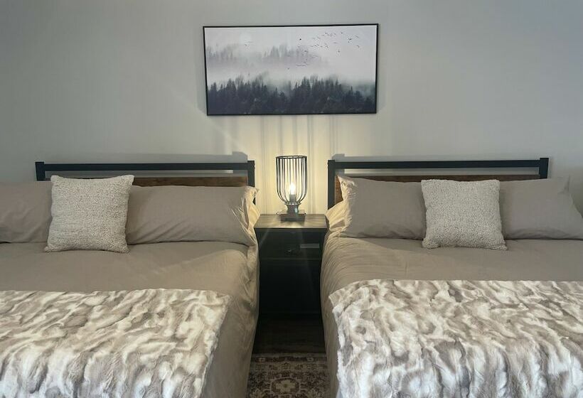 호텔 Alaska Lake And Lodge At Longmere