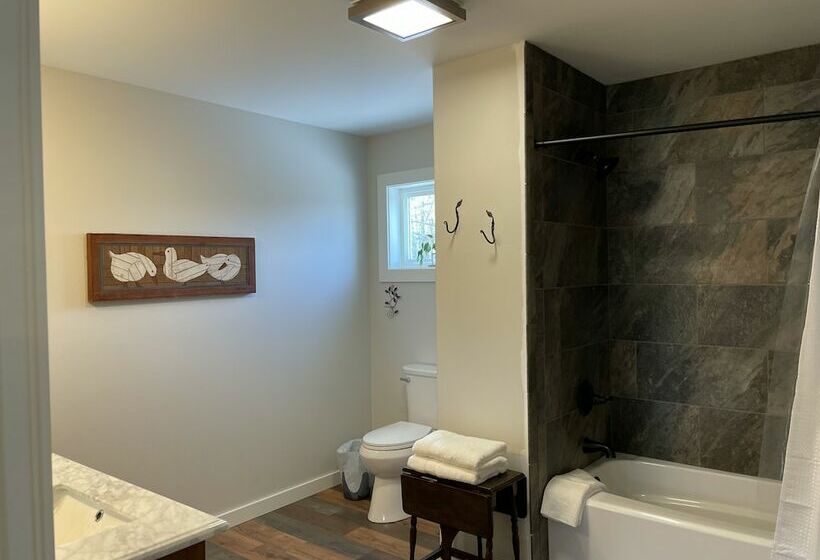 호텔 Alaska Lake And Lodge At Longmere