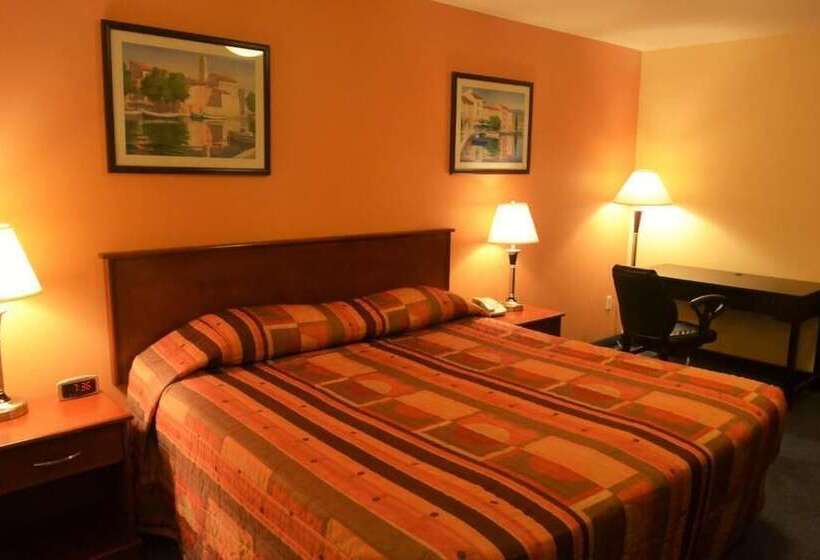 酒店 Aurora Park Inn & Suites