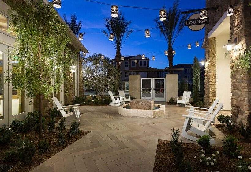 فندق Avalon Baker Ranch