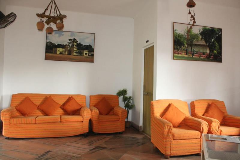 בית מלון כפרי Basundhara