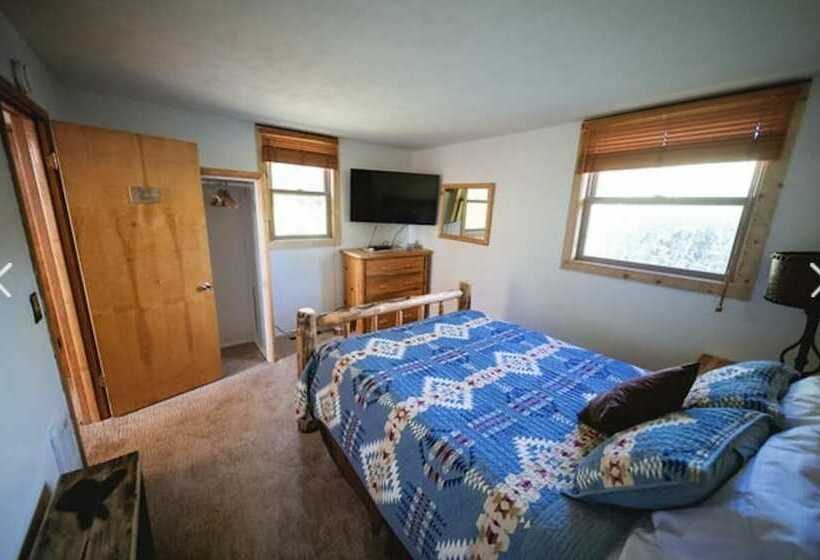 فندق Boulder Lake Lodge