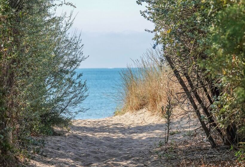 هتل Camping Pleine Mer