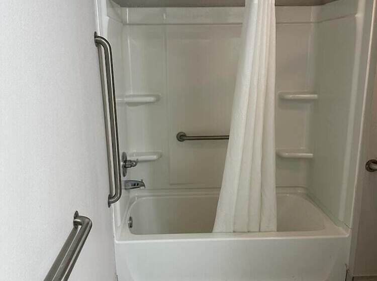 فندق Cozy Garden Inn