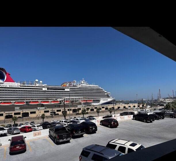 ホテル Crystal Palace Resort