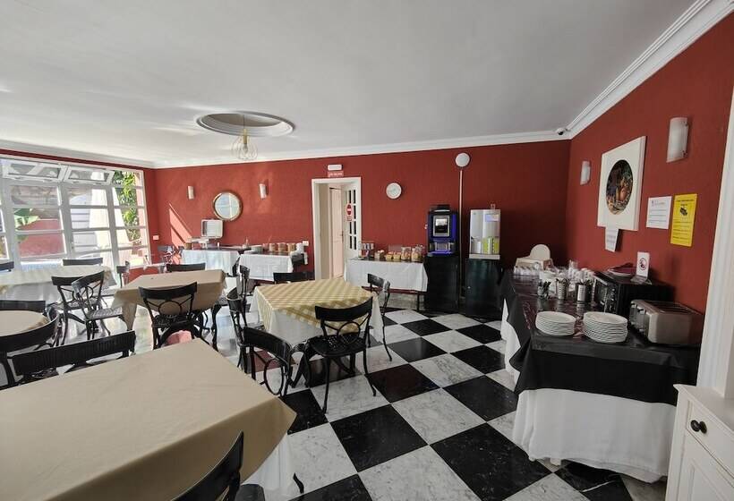 فندق Don Cándido