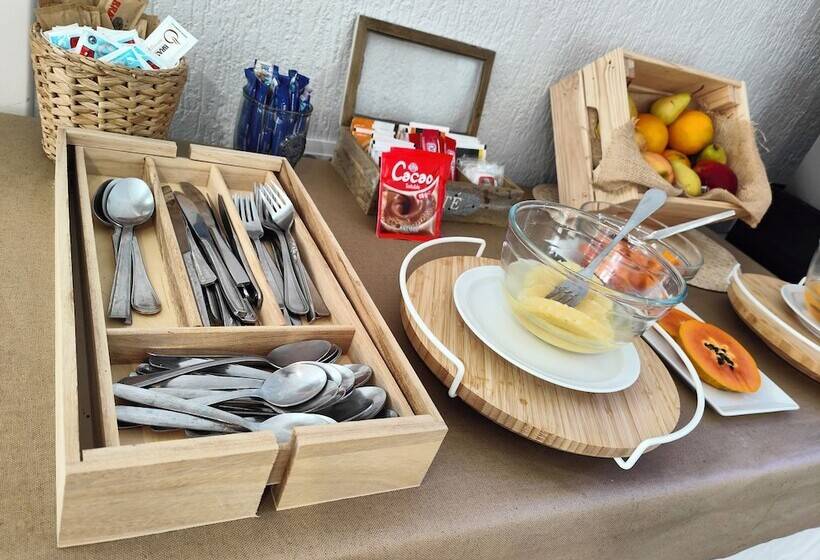 فندق Don Cándido