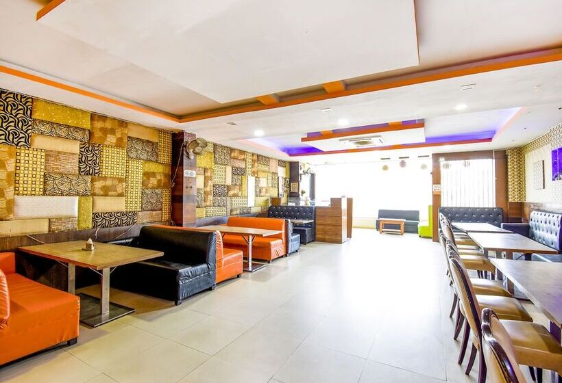 ホテル Fabexpress Black Diamond