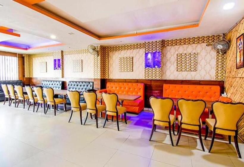 ホテル Fabexpress Black Diamond