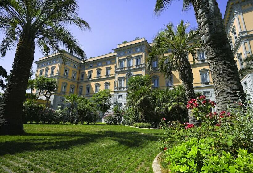 Отель Gh Palazzo Suite & Spa