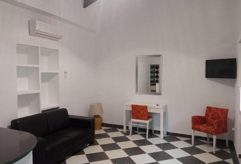 Отель Hacienda Marcharavi