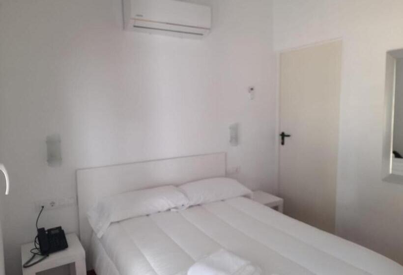 Отель Hacienda Marcharavi