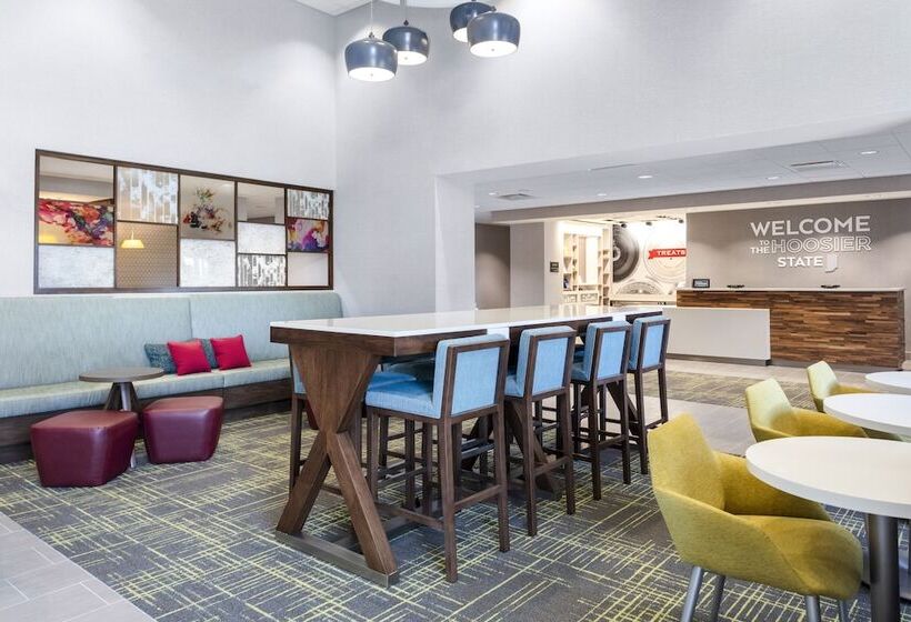 בית מלון כפרי Hampton Inn & Suites Indianapolis West Speedway