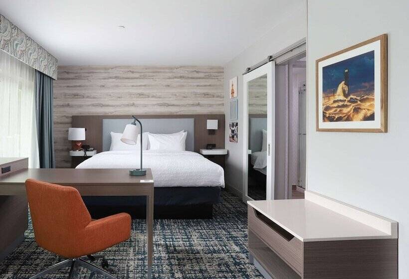 فندق Hampton Inn & Suites Manistee Waterfront