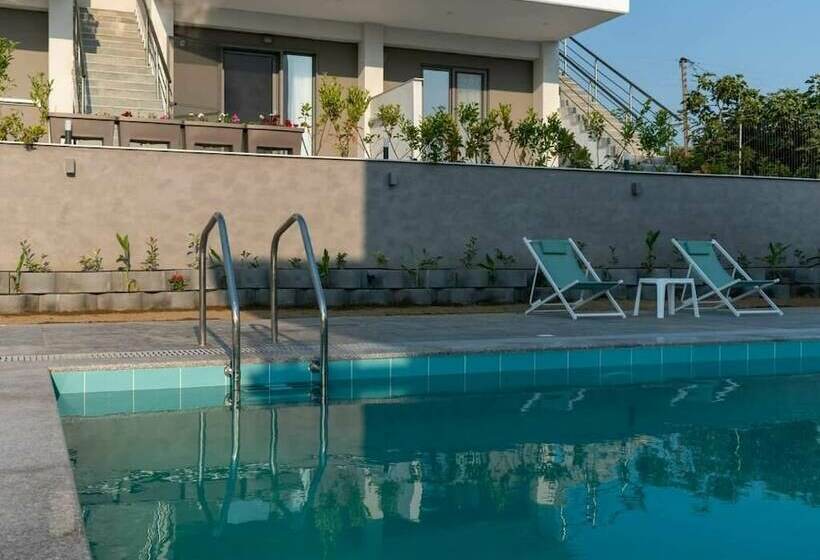 호텔 Heraclea Suites