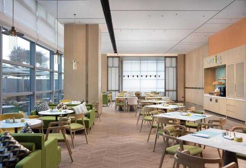 ホテル Home2 Suites By Hilton Guiyang Airport