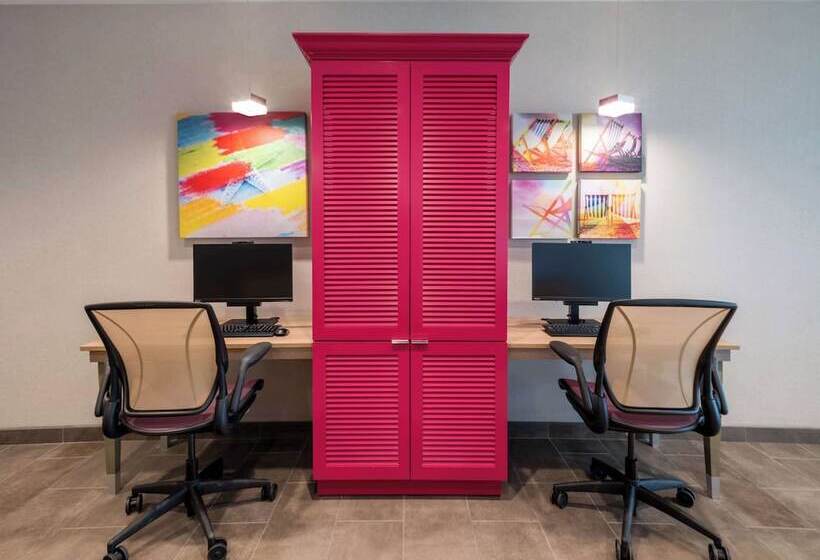 فندق Home2 Suites By Hilton Santa Rosa Beach