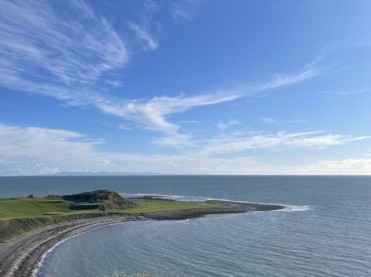 Отель Immaculate 2 Bed Static Caravan At Monrieth