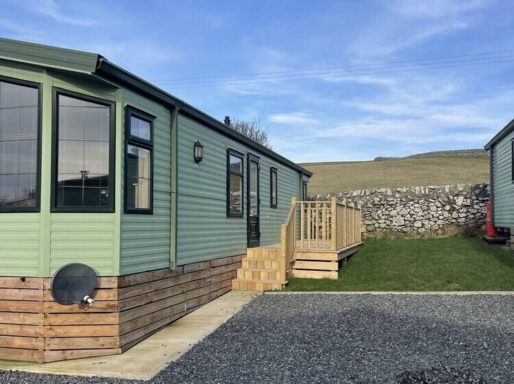 Отель Immaculate 2 Bed Static Caravan At Monrieth