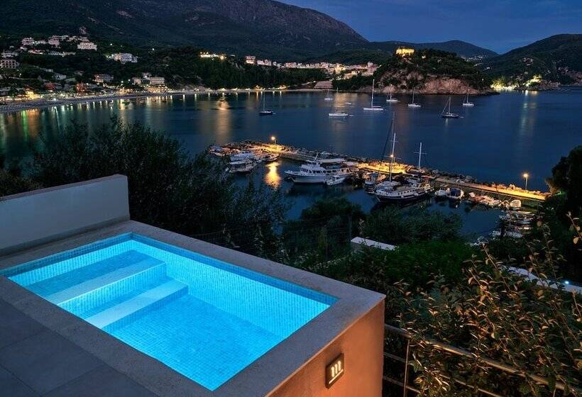 בית מלון כפרי Isavoria Resort