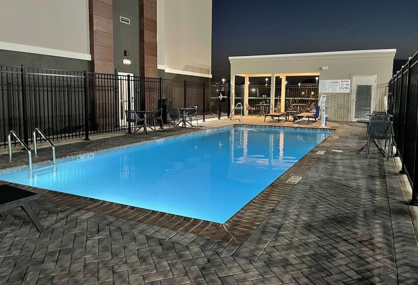 בית מלון כפרי La Quinta Inn & Suites By Wyndham Sulphur Lake Charles