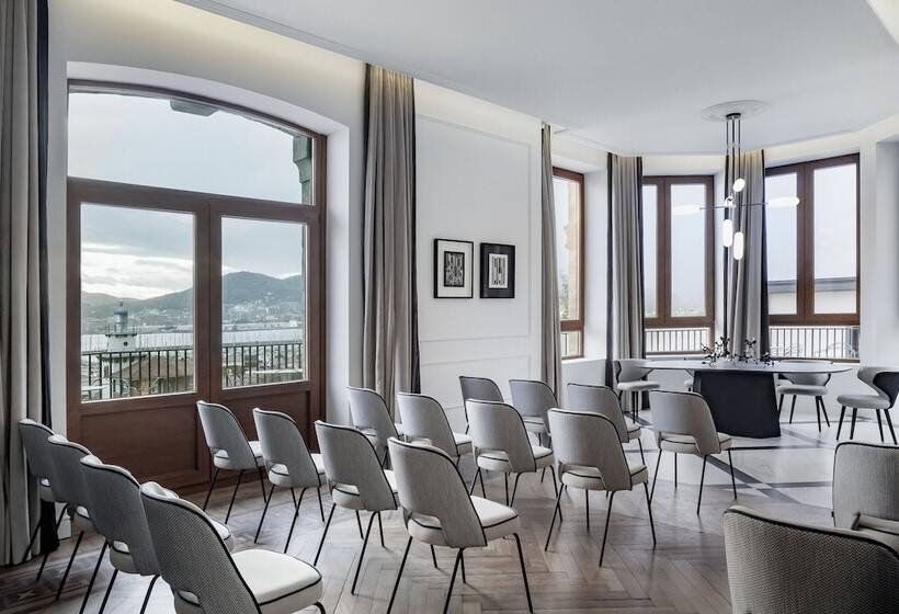 هتل Palacio Arriluce