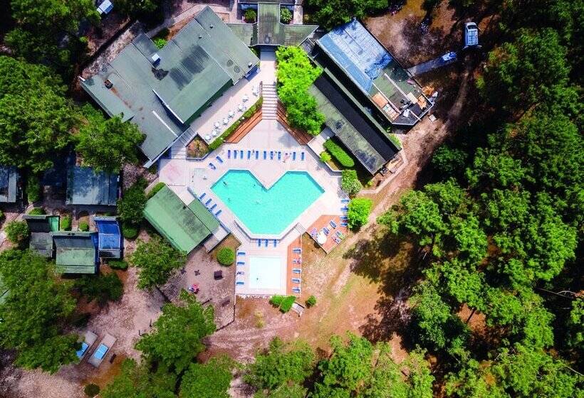 ホテル Résidence Les Cavales