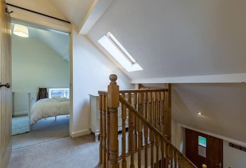 فندق ريفى Brambles Farm Peak District Escape