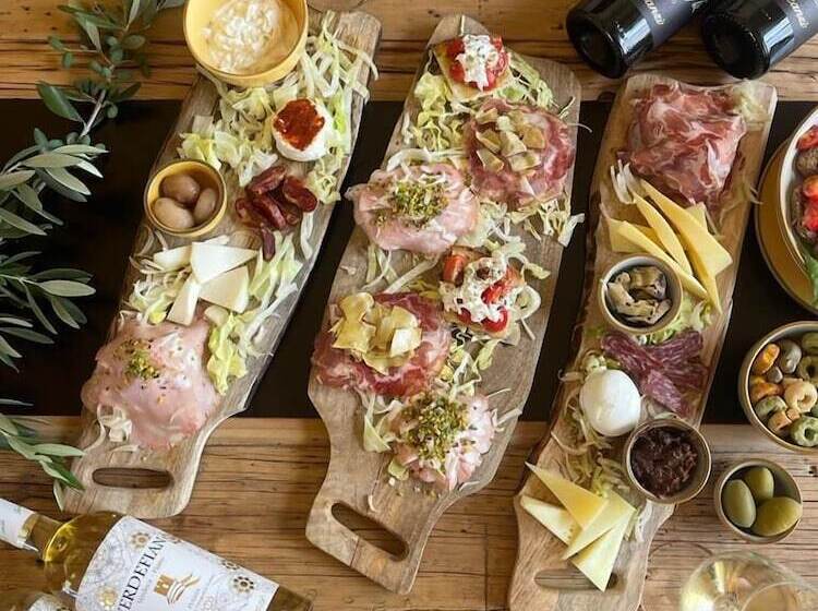 בית מלון כפרי Masseria Torleanzi   Wine Relais