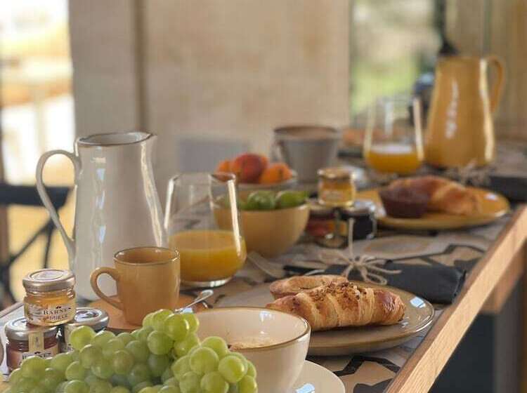 فندق ريفى Masseria Torleanzi   Wine Relais
