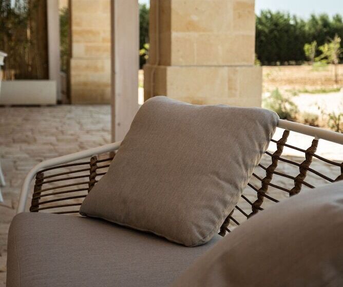 בית מלון כפרי Masseria Torleanzi   Wine Relais