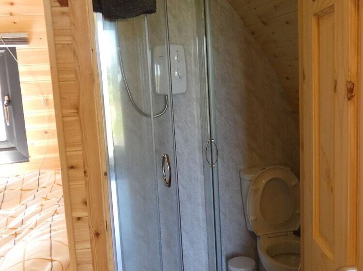 乡村酒店  The Arns Glamping Pods
