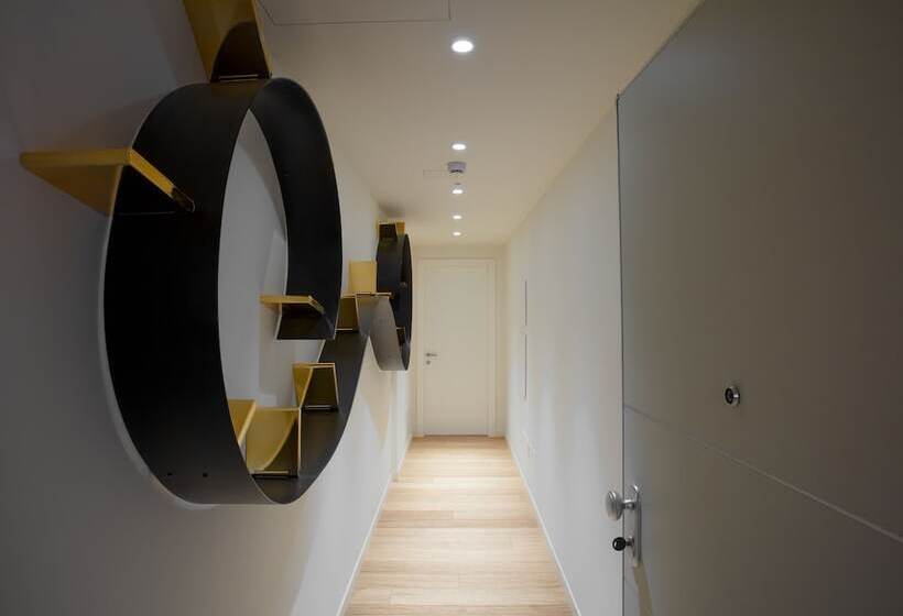 هتل Sant Ambrogio Apartments