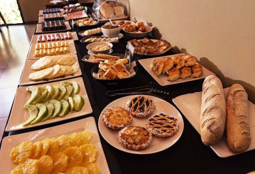 בית מלון כפרי Tekoa Lodge De Selva