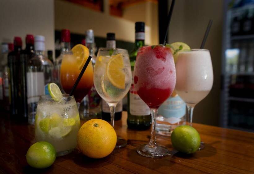 בית מלון כפרי Tekoa Lodge De Selva