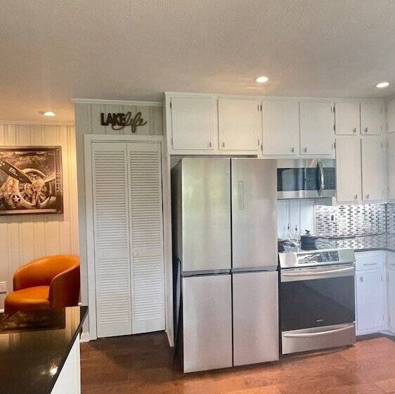 فندق The Red Cottage Fantastic View Firepit Free Kayaks