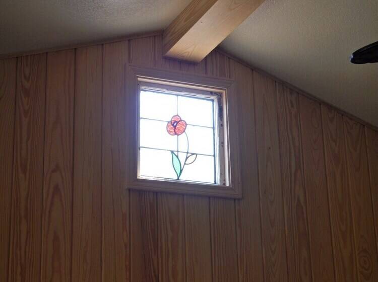 Lake View Three Bedroom, Three Bath Cottage With Private Hot Tub Overlooking Lake Ouachita. By Redaw