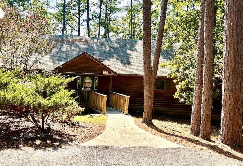 Lake View Three Bedroom, Three Bath Harbor North Luxury Cottage With Private Hot Tub Overlooking Lak