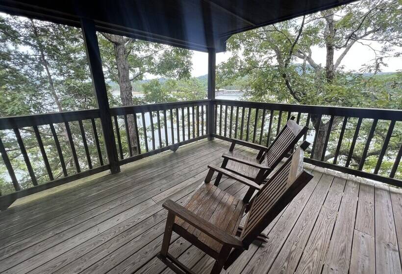 Lake View Three Bedroom, Three Bath Log Sided Cottage With Private Hot Tub Overlooking Lake Ouachita