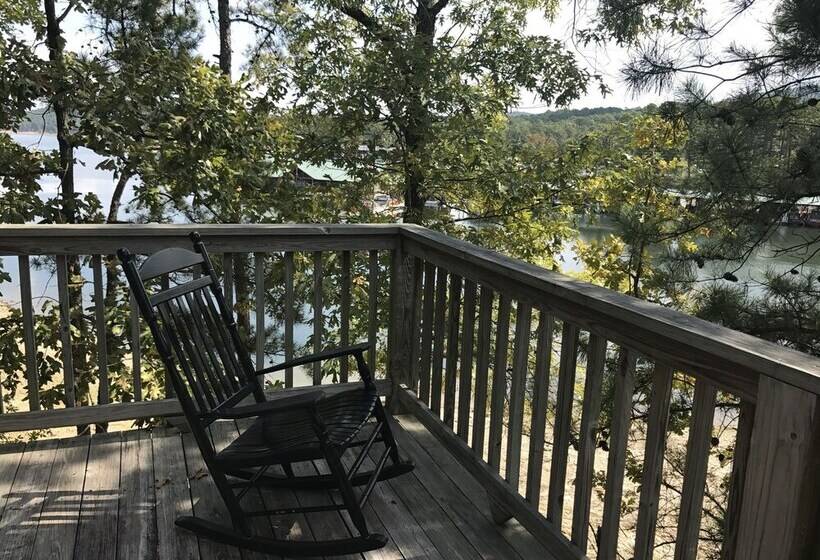 Lake View Two Bedroom, Two Bath Harbor North Luxuryloft Cottage With Private Hot Tub Overlooking Lak