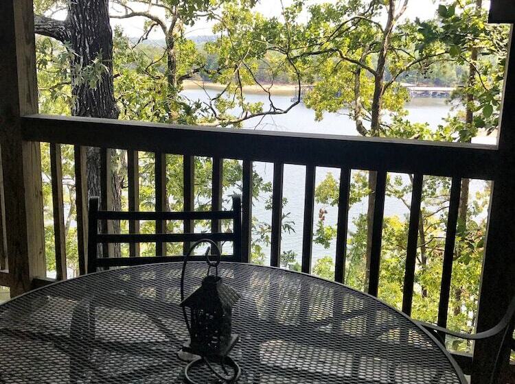 Lake View Two Bedroom, Two Bath Harbor North Luxuryloft Cottage With Private Hot Tub Overlooking Lak